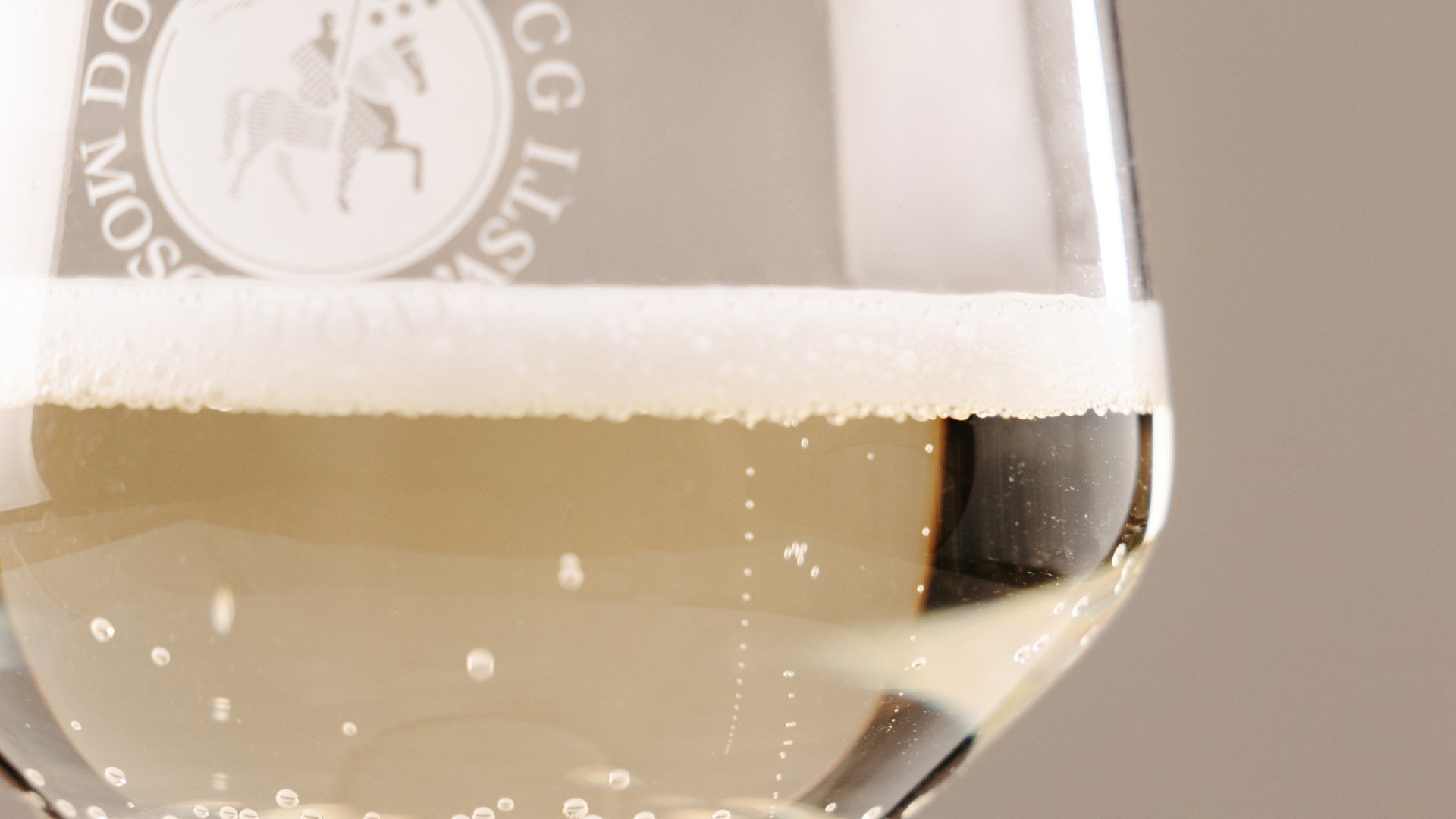 Glas Moscato D'Asti