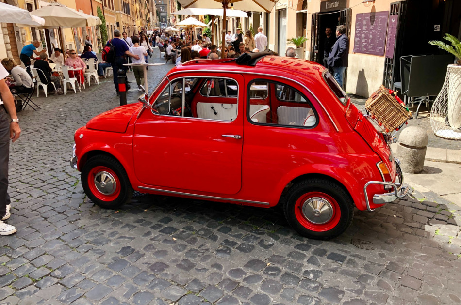 Rome - Fiat 500 - Rood
