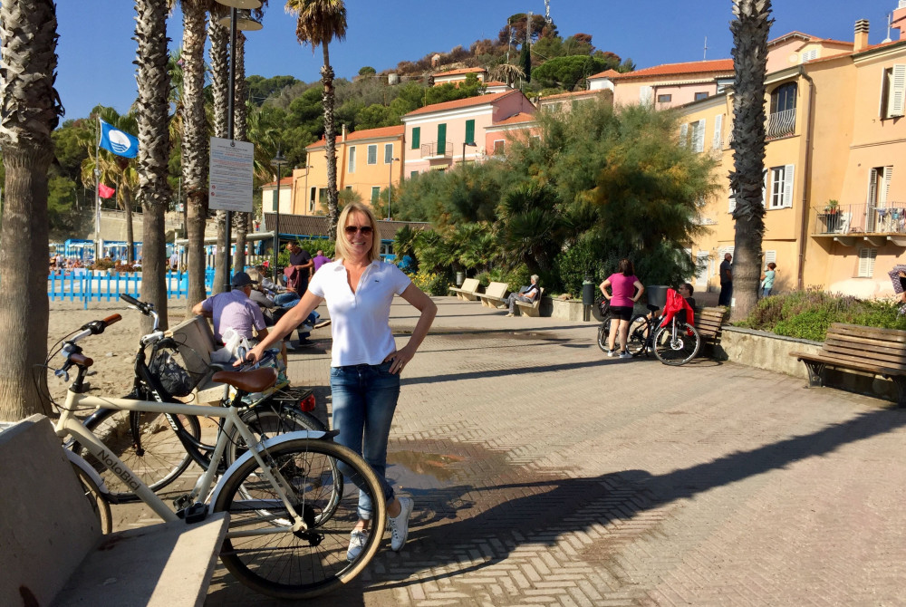 Ligurie - kustlijn - fietspad - fietsen - experience - spoorlijn