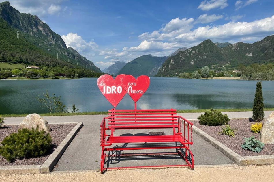 Lombardije - Lago d'Idro - meren - bergen