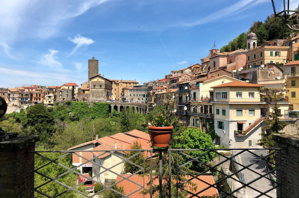 Lazio - Castelli Romani - Nemi - Straatbeeld
