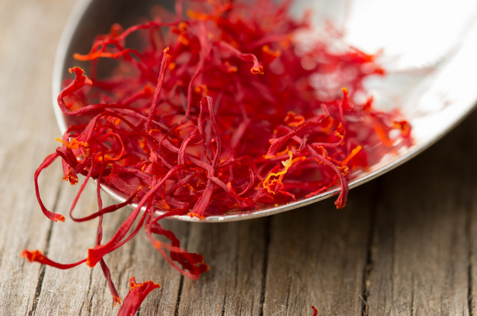 Abruzzen - safraan op leper - rood