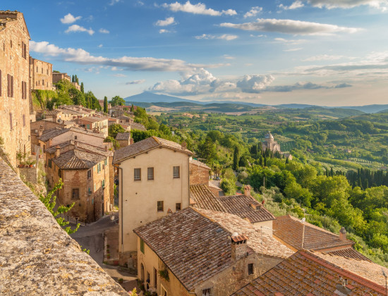 Toscane - Montepulciano - zicht vanuit stadje naar omringend landschap