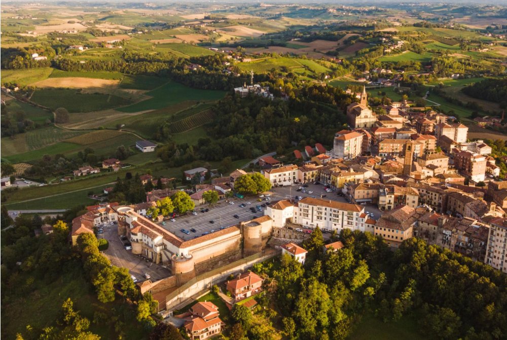 Moncalvo Piemonte Town View