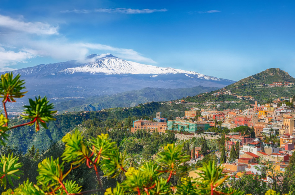 Sicilië - Etna - sneeuw - stadsbeeld