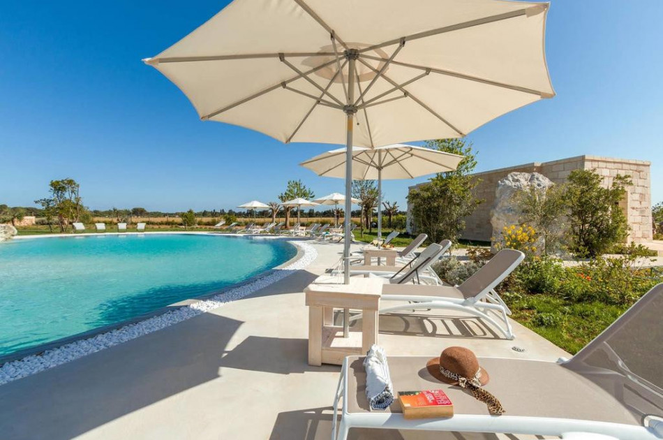 Puglia - Otranto - tenuata-corallo - zwembad